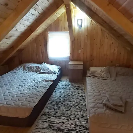 بيت للعطل Vikendica Monte *