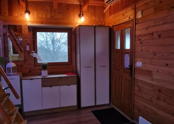 Vikendica Monte 펜션 *